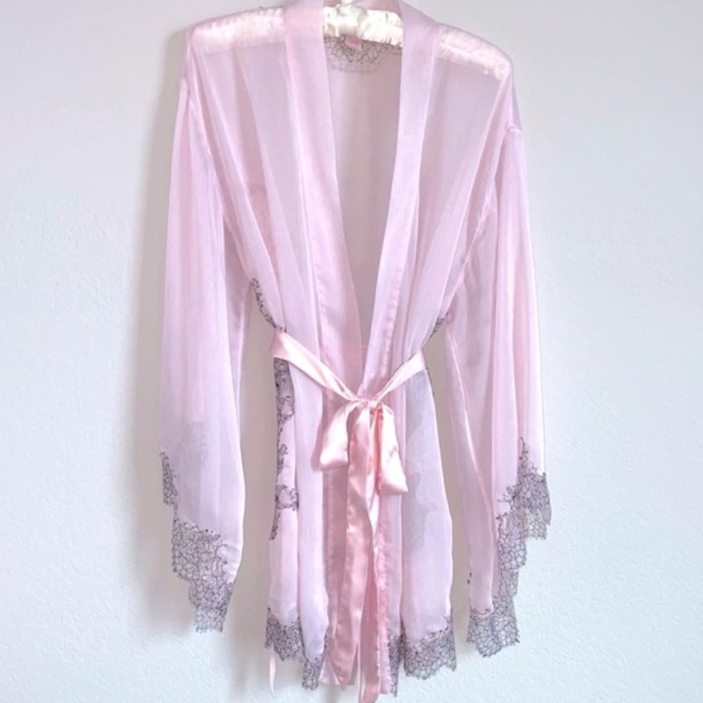 VS Blush Pink Chantilly‎ Lace Robe Kimono One Size